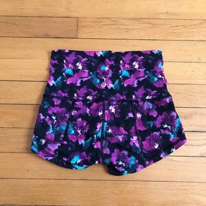 Lululemon high waisted shorts!